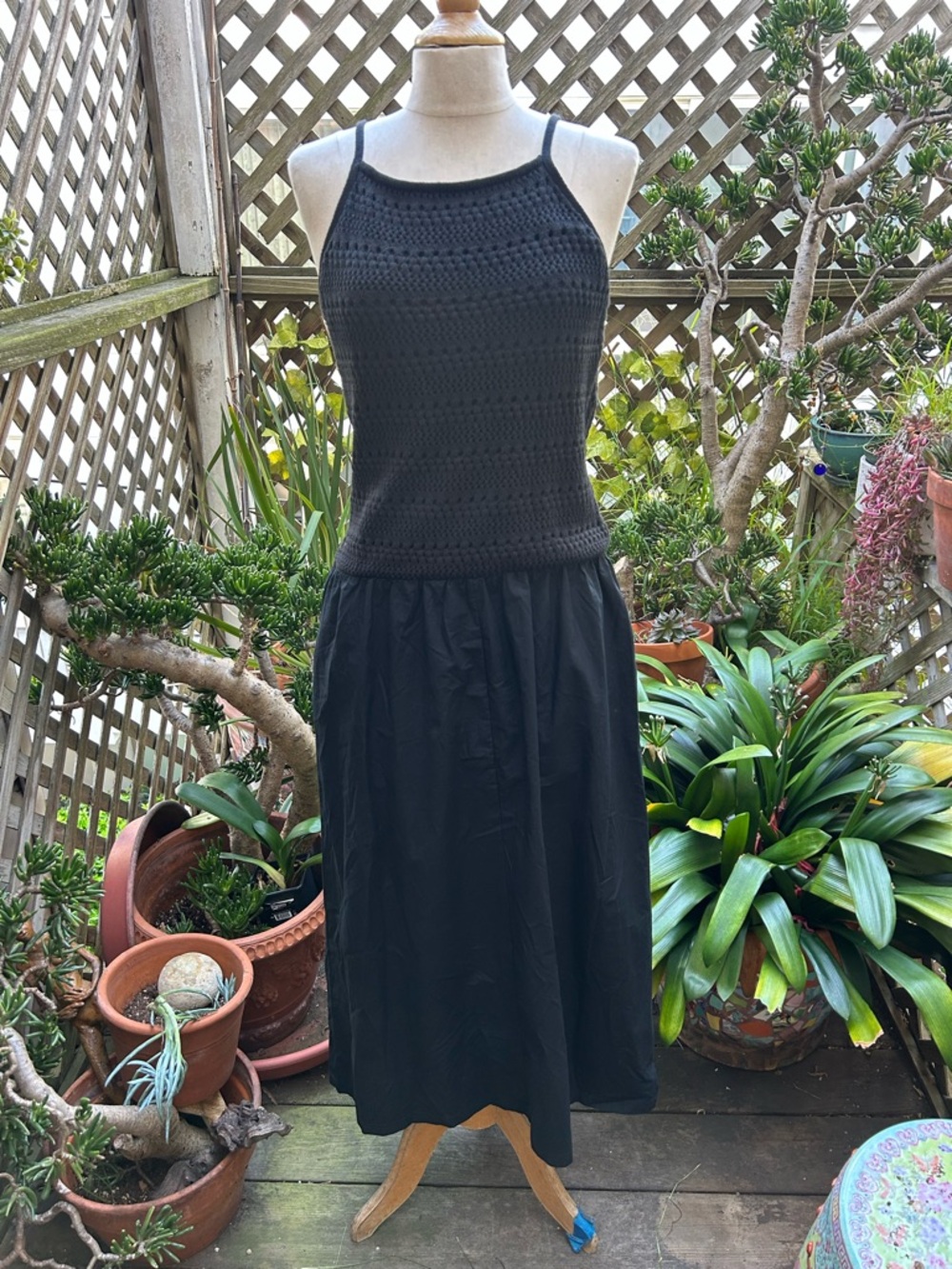 Universal Thread Black Sleeveless Midi Dress with Knit Bodice. Size Medium NWT